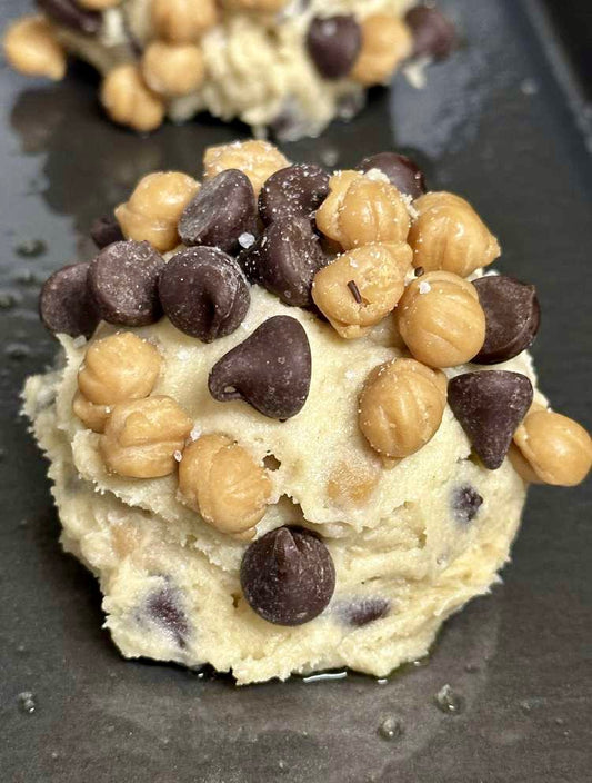 Salted Caramel Chocolate Chip Cookie