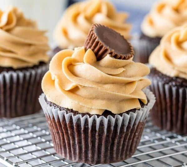 Peanut Butter Cup Cupcakes